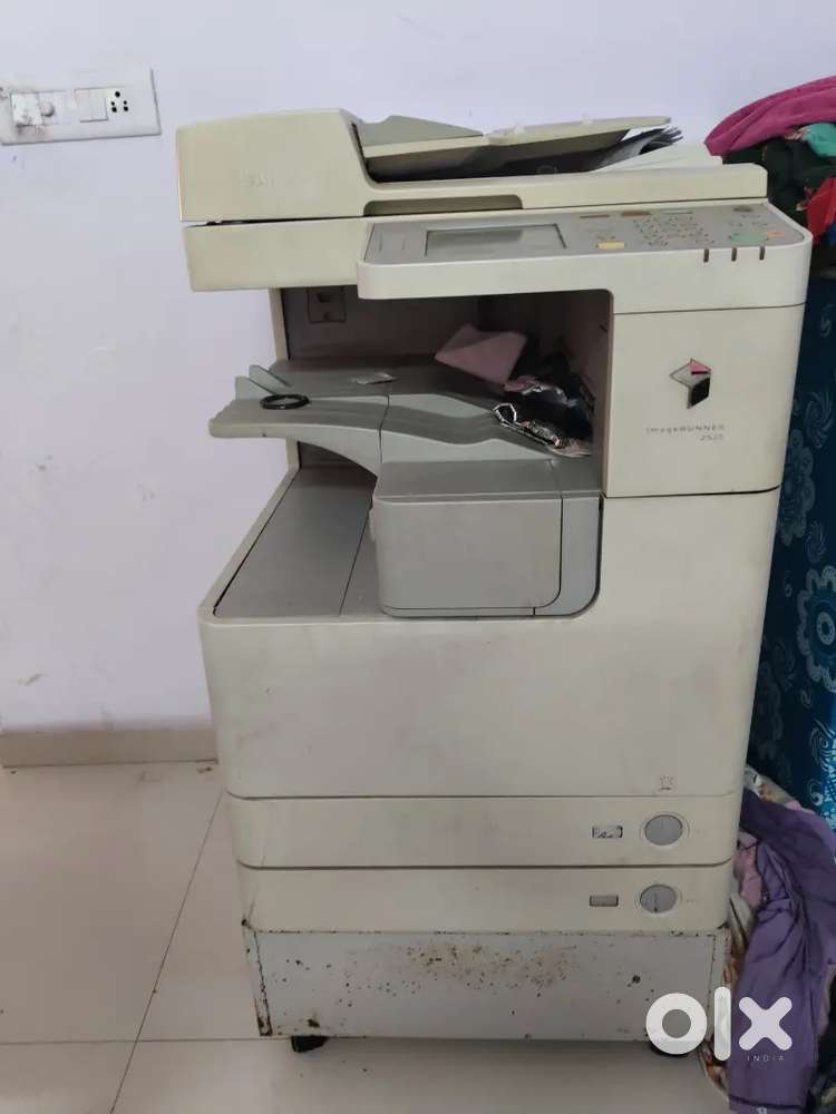 CANON 2525 xerox machine