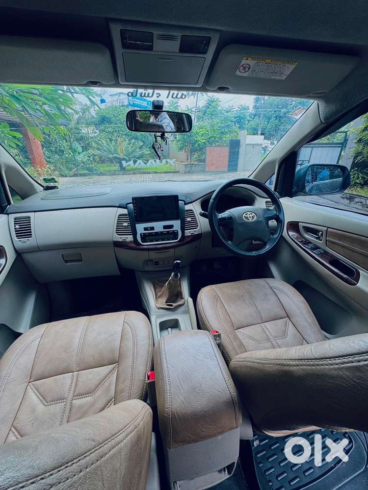Toyota Innova Diesel 2012