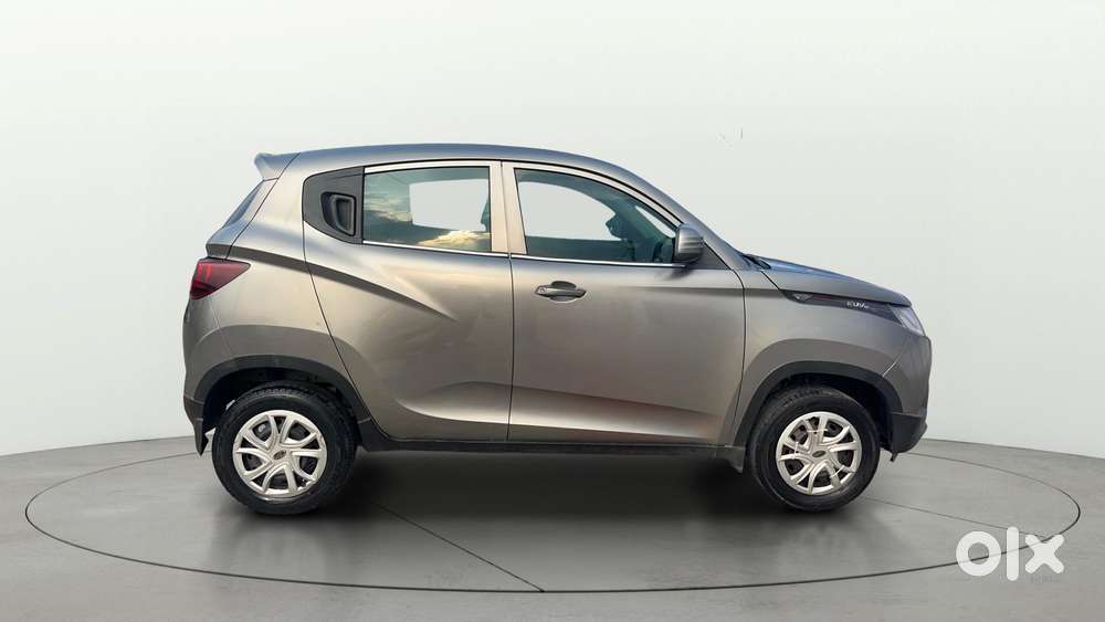 Mahindra Kuv 100 Mfalcon G80 K4 Plus, 2016, Petrol