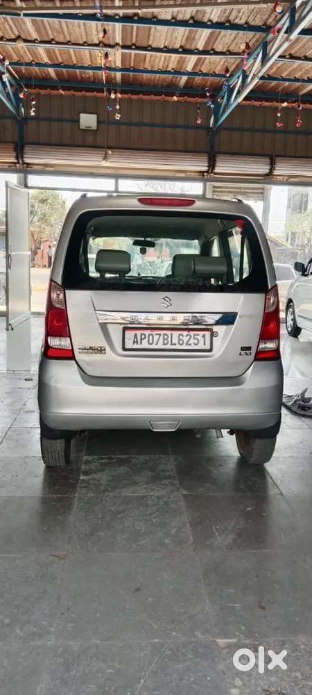 Maruti Suzuki Wagon R 2012 Petrol Well Maintained