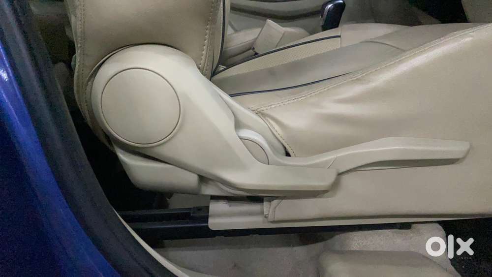 Maruti Suzuki Swift Dzire Zdi + Amt, 2017, Diesel