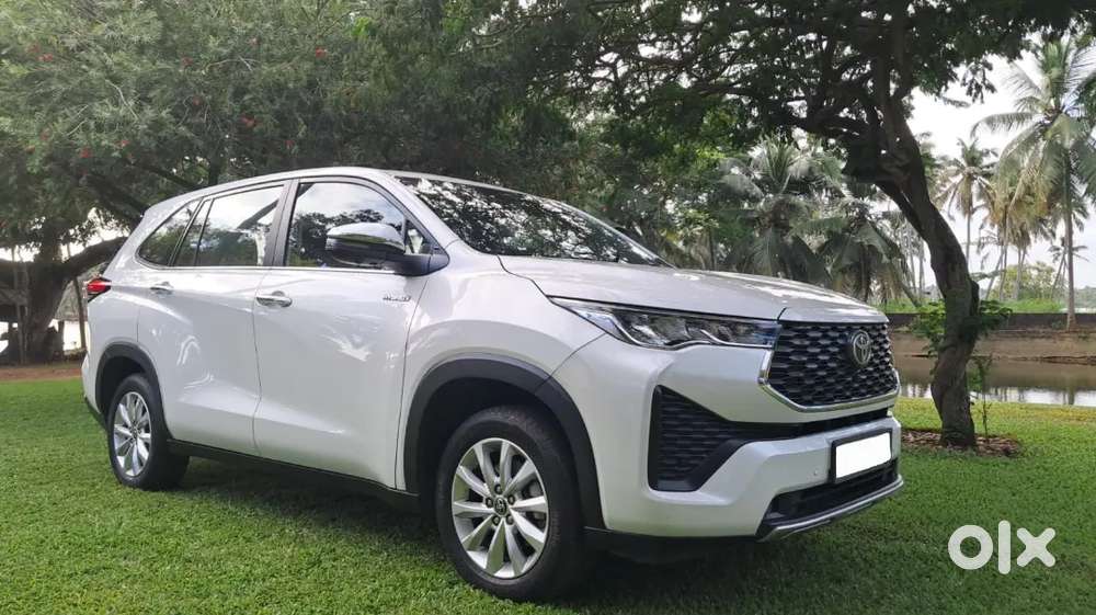 Toyota Innova Hycross Hybrid Vxo