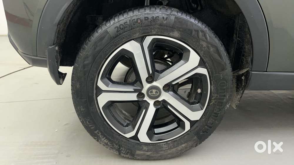 Tata Nexon 1.5 Revotorq Xma Amt (s), 2021, Diesel