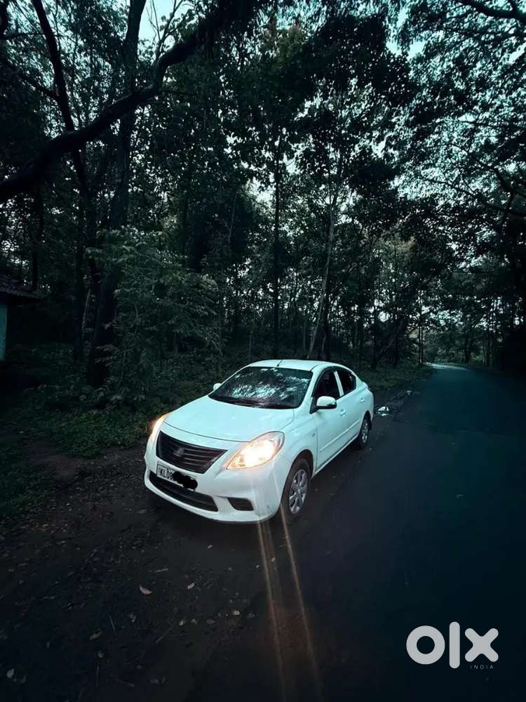 Nissan Sunny 2013 Petrol Well Maintained