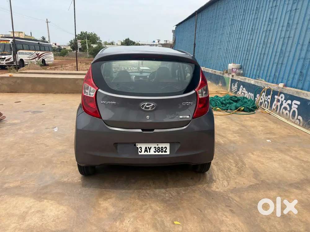 Hyundai Eon 2012 Petrol Well Maintained