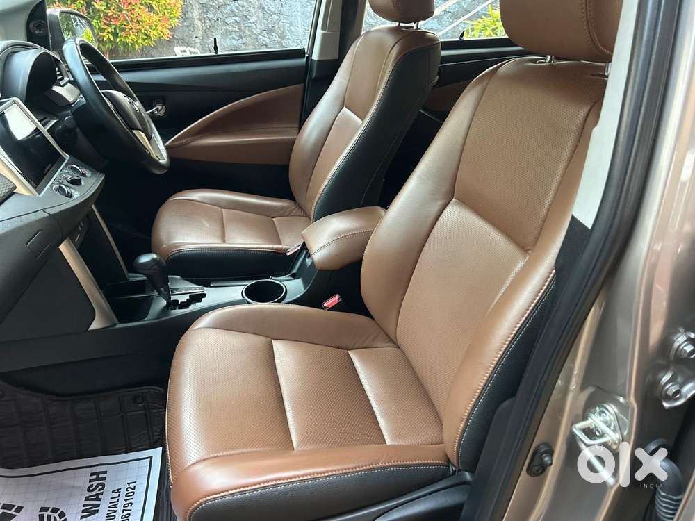 Toyota Innova Crysta 2.8 Gx At 8s, 2019, Diesel