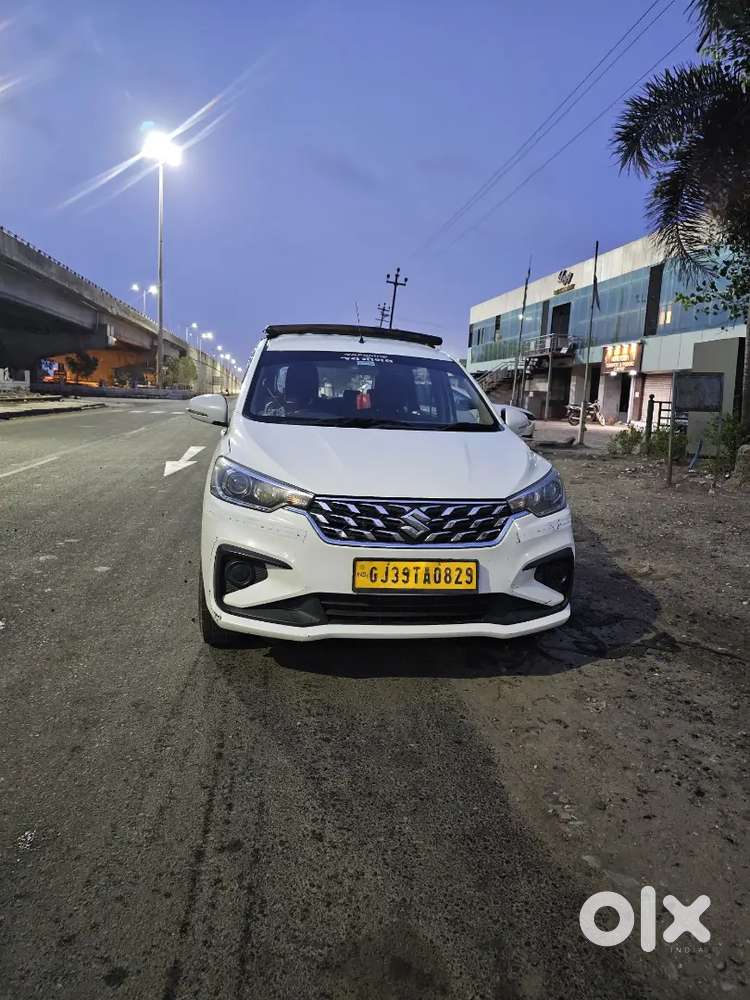 Maruti Suzuki Ertiga Vxi 2025