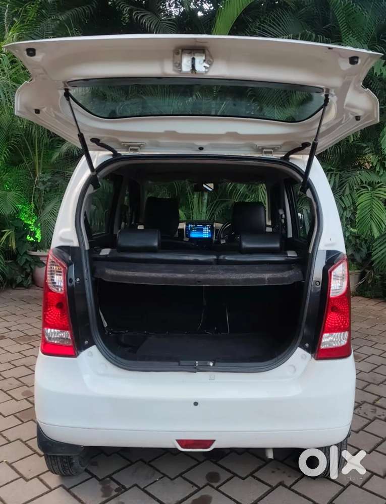 Maruti Suzuki Wagon R Stingray Amt Vxi Optional, 2017, Petrol