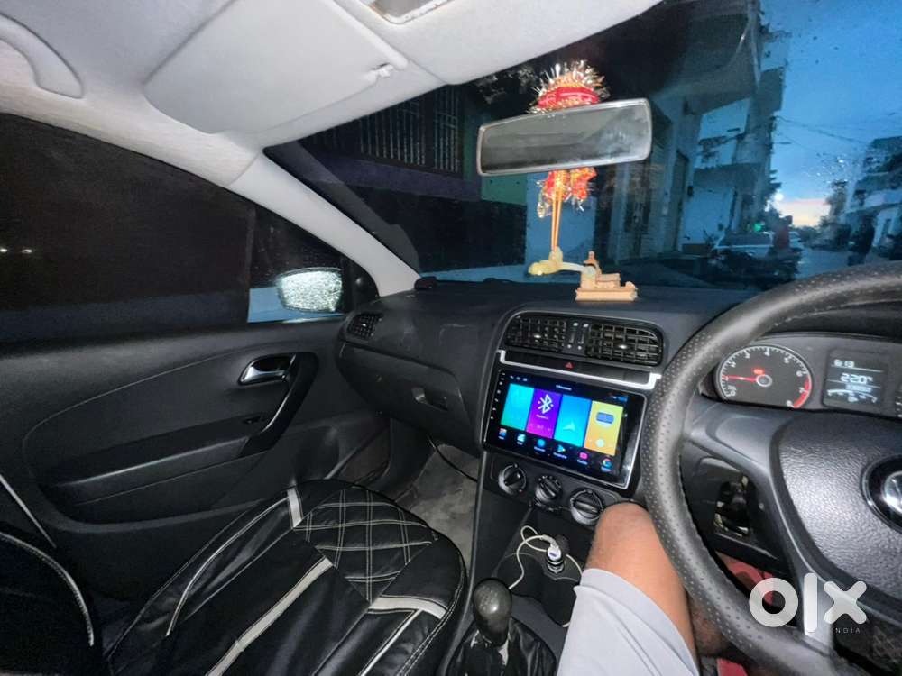 Volkswagen Polo Petrol 2015