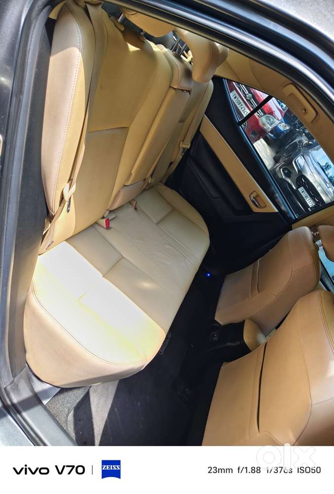 Toyota Corolla Altis 1.8 Gl, 2018, Petrol