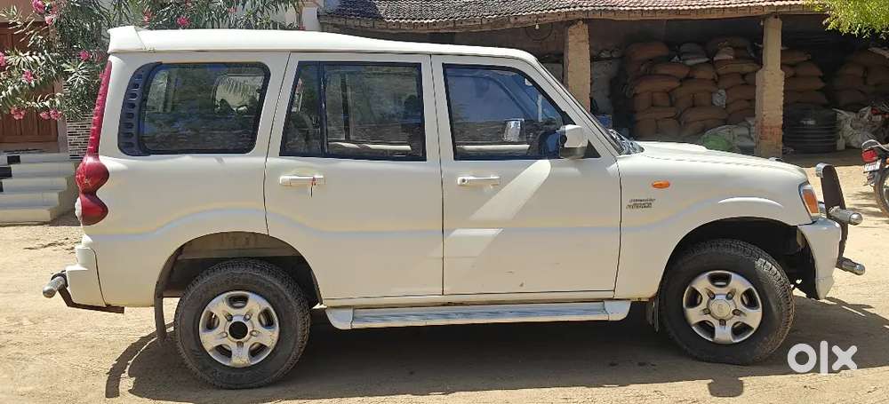 Mahindra Scorpio 2011 Diesel Well Maintained