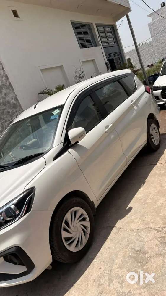 Maruti Suzuki Ertiga 2026 Vxi
