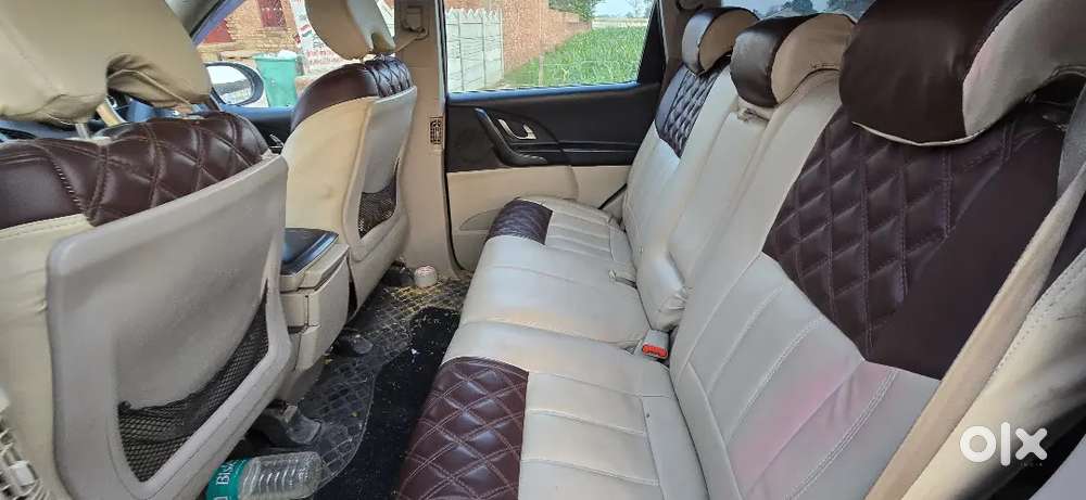 Xuv500 W10 Top