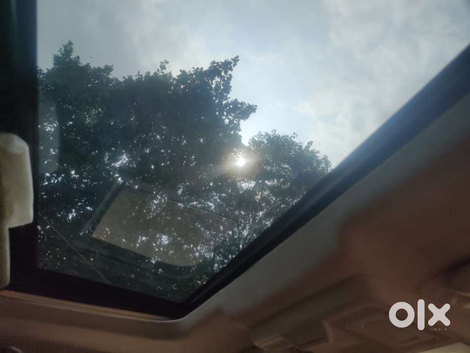 Tata Punch Accomplished Dazzle Sunroof Cng, 2023, Cng & Hybrids