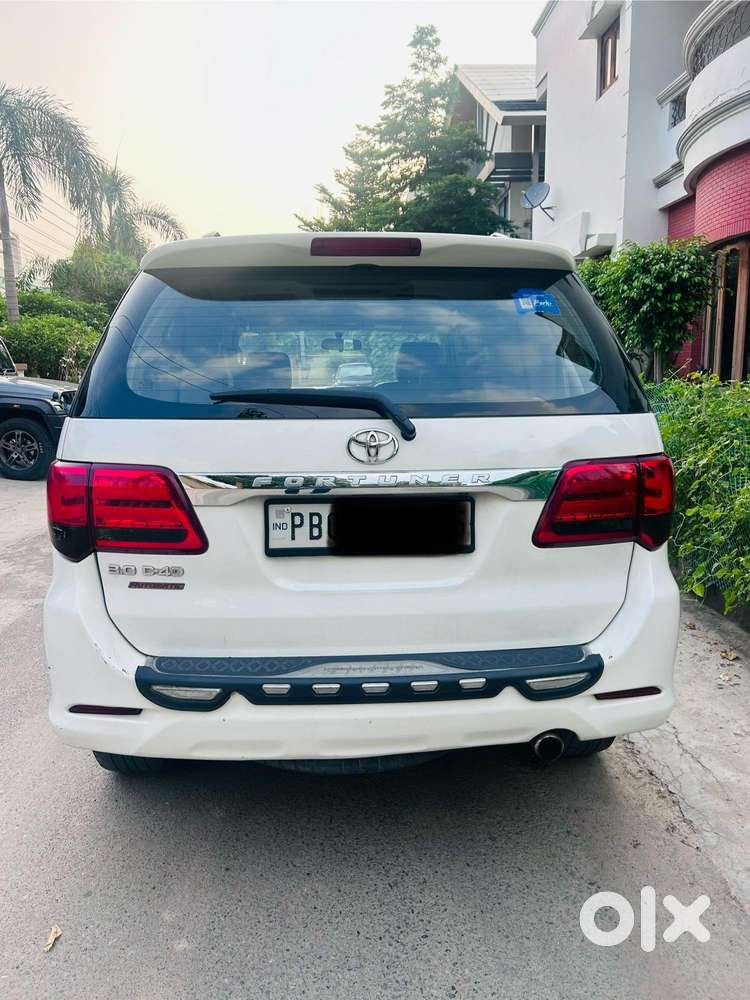 Toyota Fortuner 2011-2016 4x2 At, 2013, Diesel