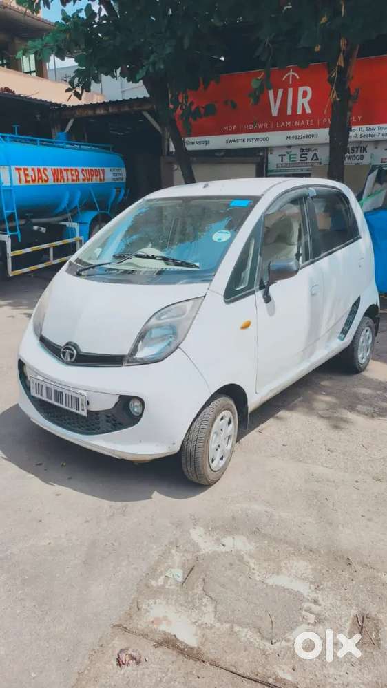 Tata Nano Xta 2015