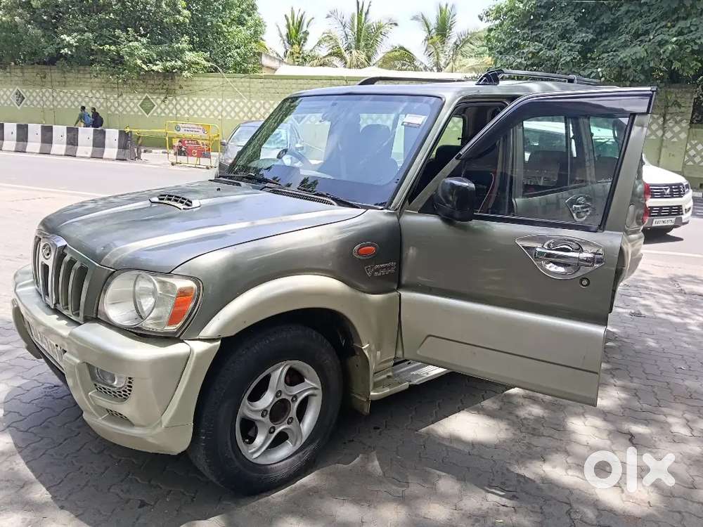 Mahindra Scorpio Classic 2010