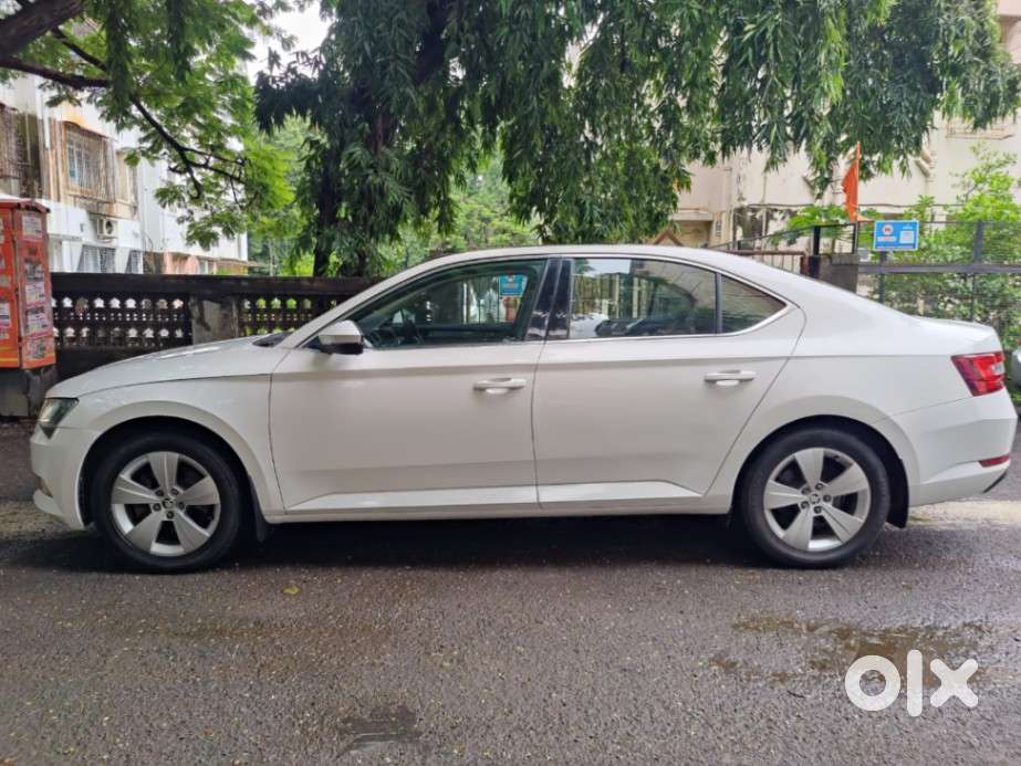 Skoda Superb Style 1.8 Tsi At, 2018, Petrol