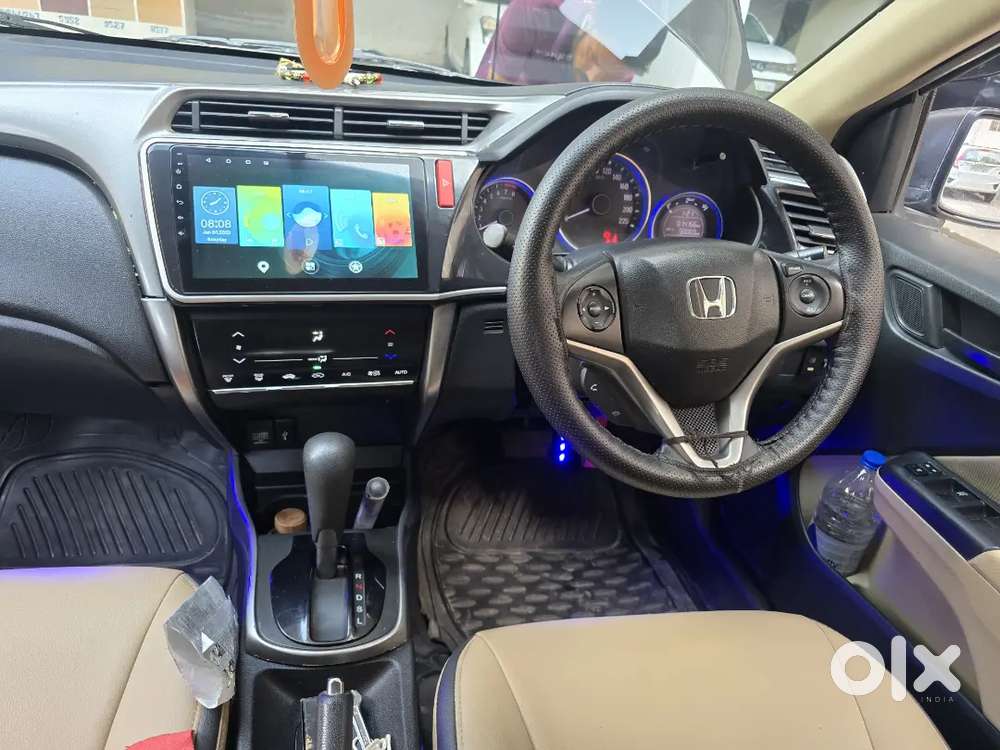 *honda City 
*1.5 Sv Mt(idtech)  1.5 S Mt
* 2014
* 9.3 K
* G Brown M
*