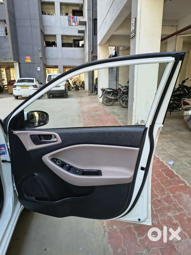 Hyundai I20 2017 Petrol Well Maintained