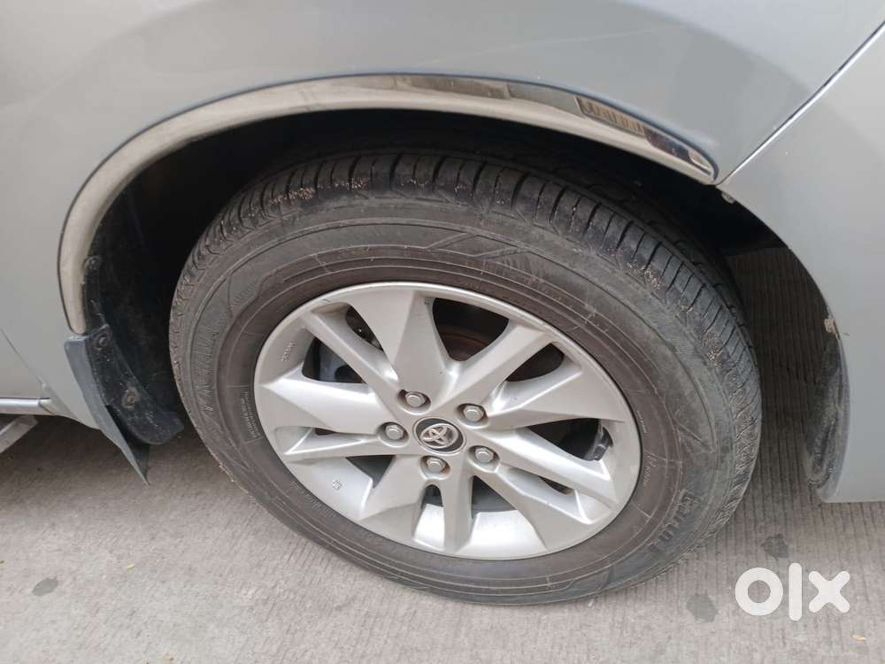 Toyota Innova Crysta 2.4 G Mt 8s, 2016, Diesel