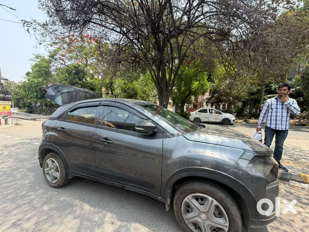 Tata Nexon Smart Pmt I Cng