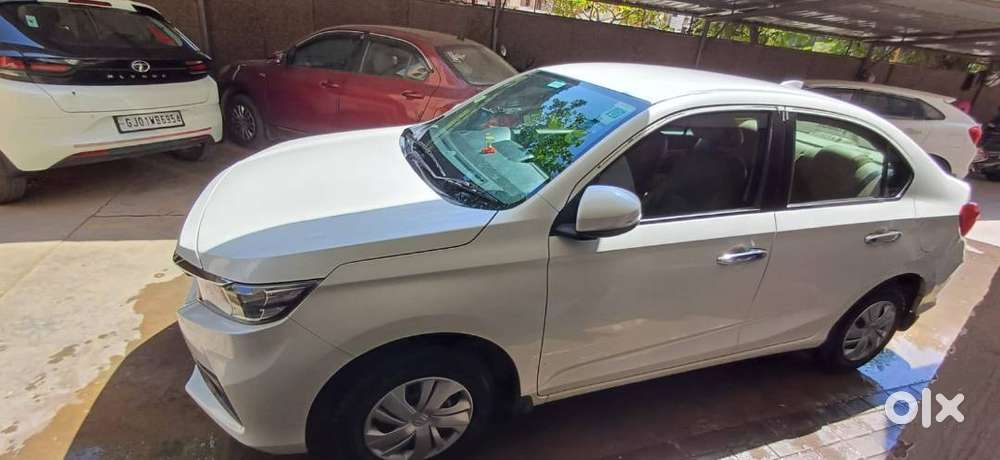 Honda Amaze -petrol 29 Km Running  Good Condition