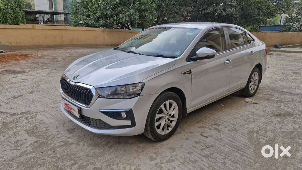 Skoda Slavia 1.0 Ambition Tsi At, 2022, Petrol