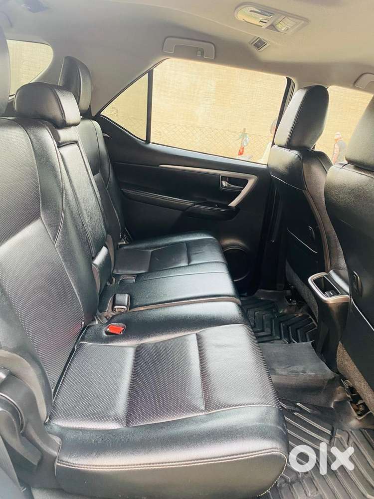 Toyota Fortuner [2021-ongoing] 2.8 2wd Diesel At, 2021, Diesel