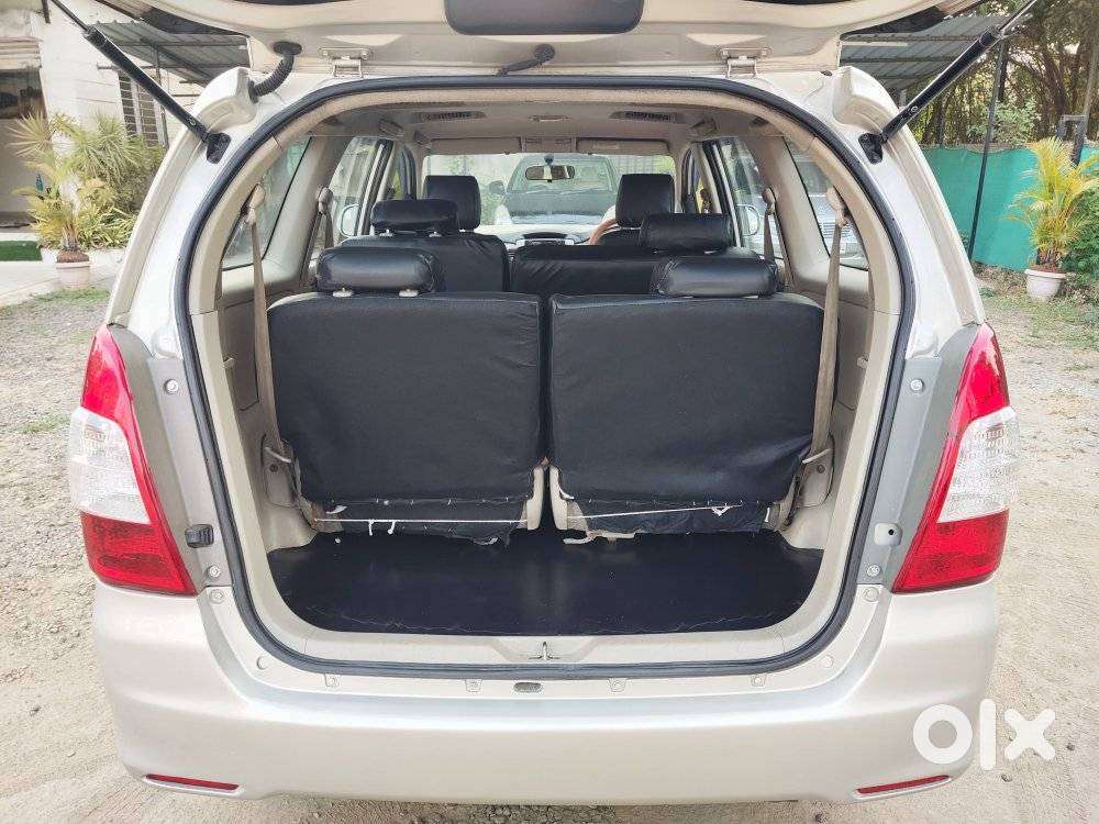 Toyota Innova 2.5 G (diesel) 8 Seater, 2013, Diesel