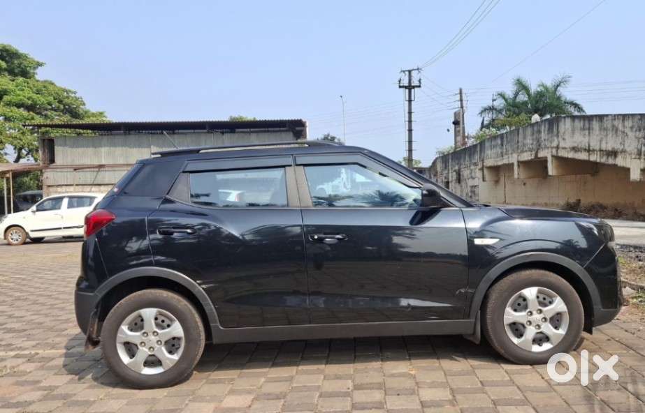 Mahindra Xuv300 W6, 2023, Petrol