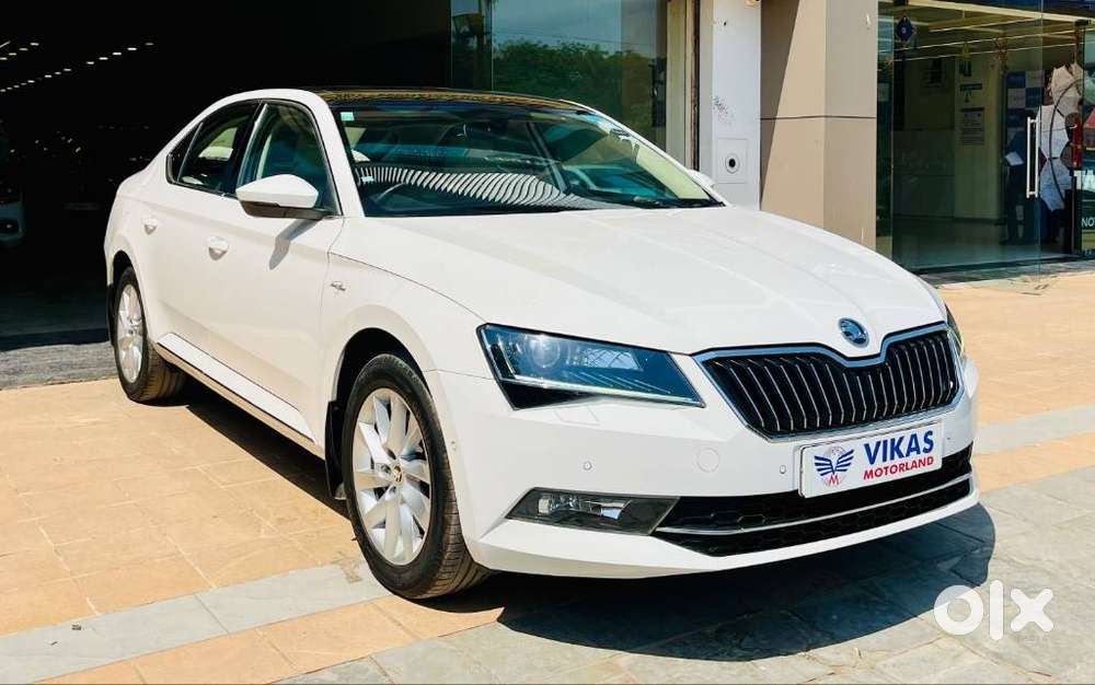 Skoda Superb 2.0 L&k Tsi At, 2019, Petrol
