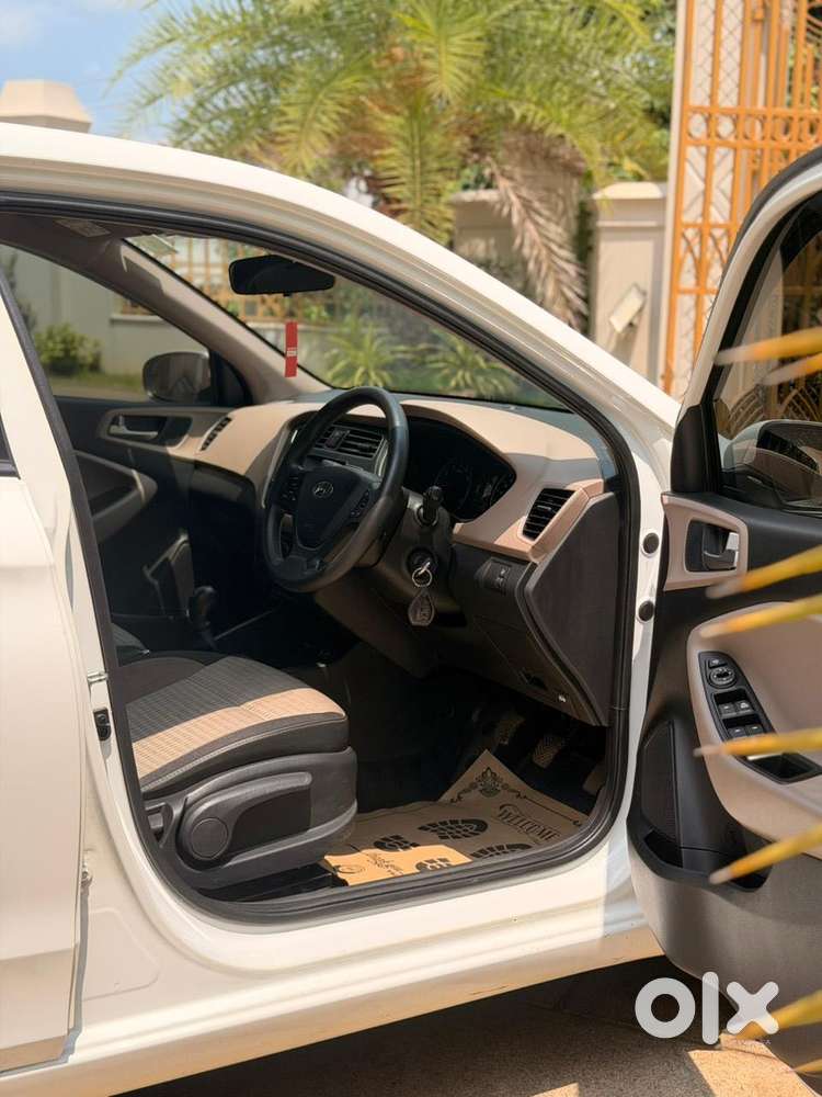 Hyundai I20 Sportz Plus, 2020, Petrol