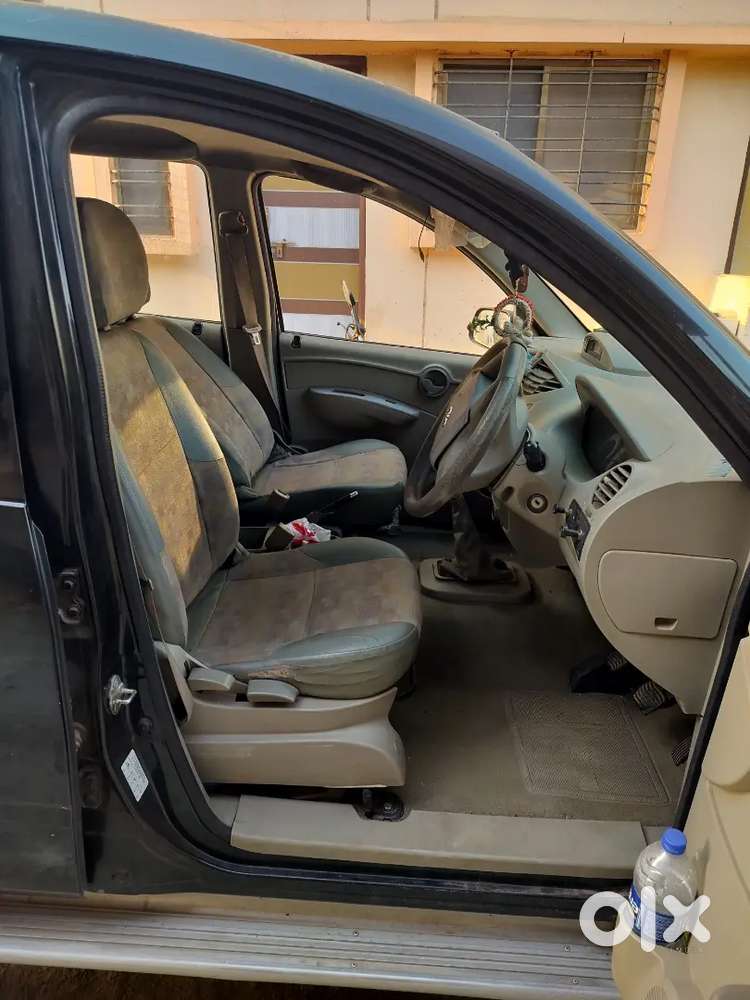 Mahindra Xylo 2011