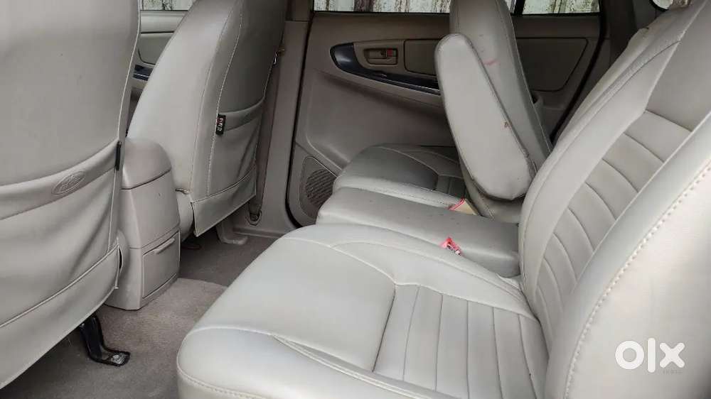 Toyota Innova 2.5 Gx 2011