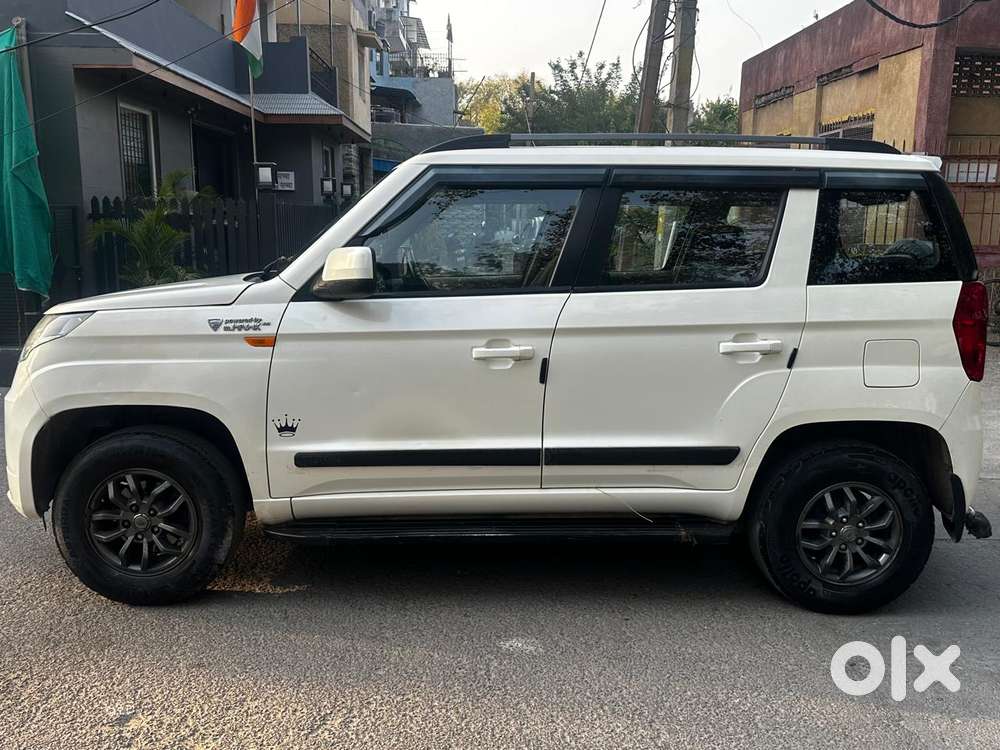 Mahindra Tuv 300 T10, 2018, Diesel