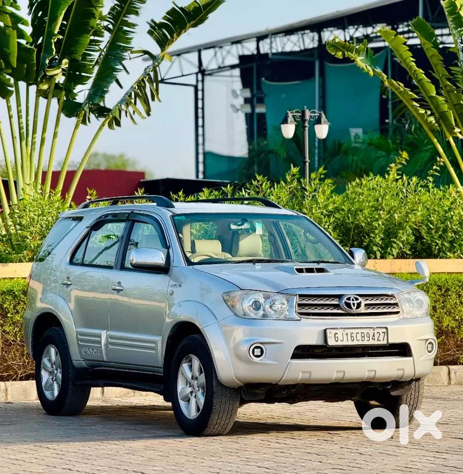 Toyota Fortuner, 2010, Diesel