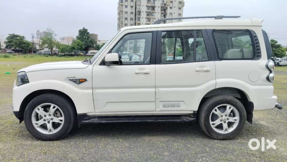 Mahindra Scorpio S10, 2017, Diesel