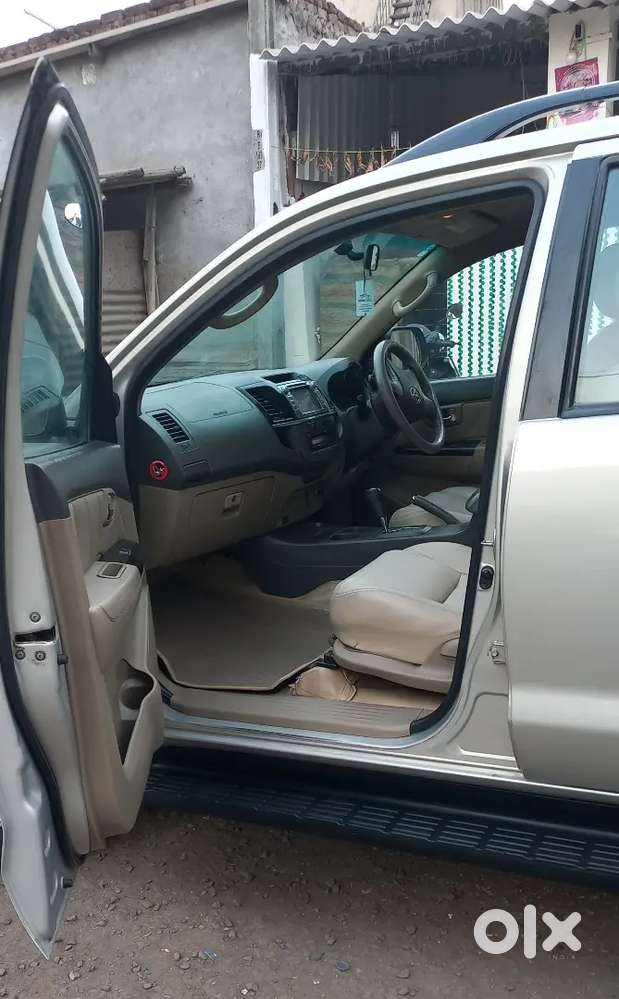 Toyota Fortuner 2012 Diesel 190000 Km Driven