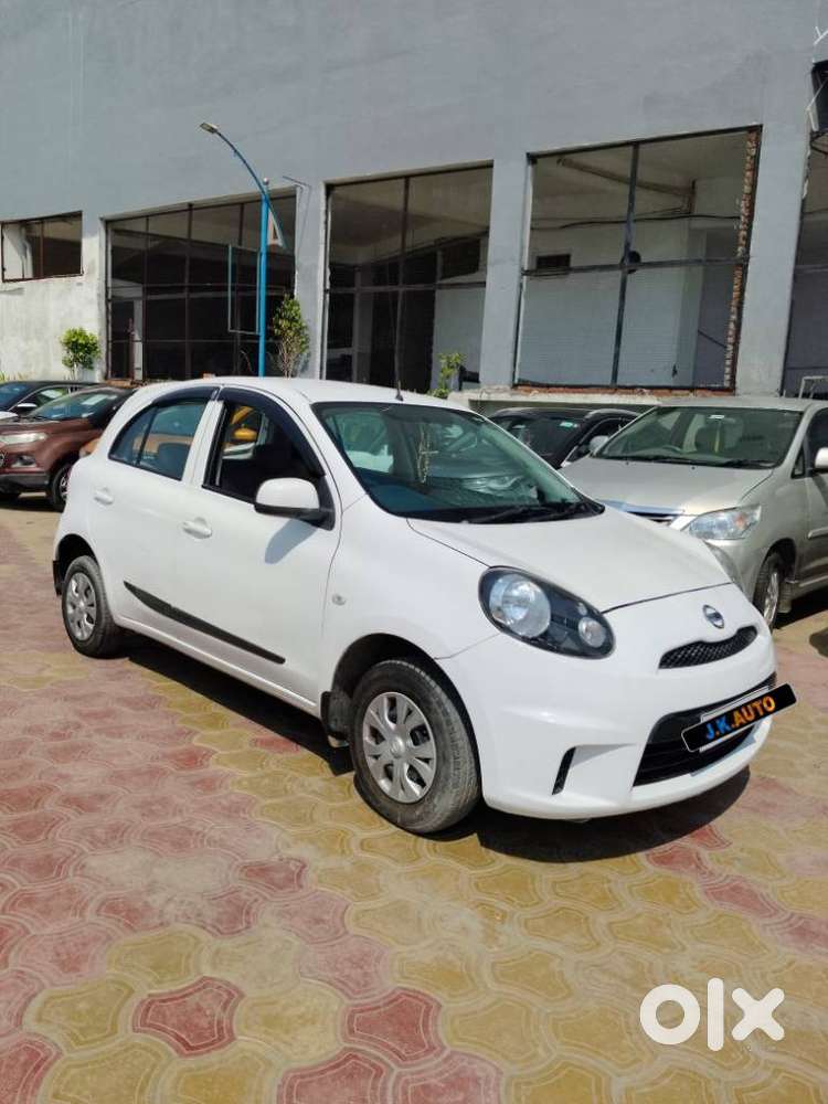 Nissan Micra Active Xv, 2017, Petrol