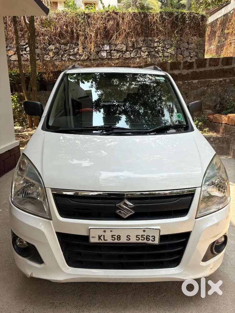 Wagnr Lxi 2016 
White
99000km
1st Owner 
No Replacements