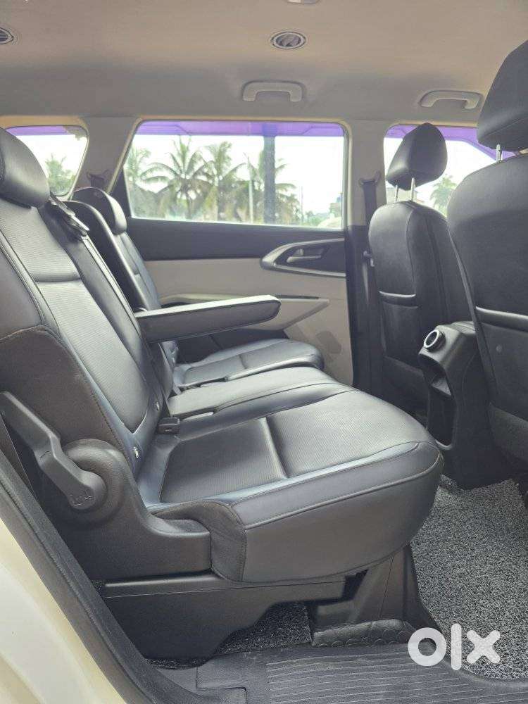 Kia Carens 1.5 Premium 7 Str, 2023, Petrol