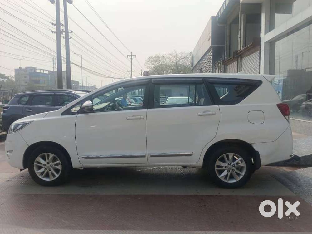 Toyota Innova Crysta 2.4 Gx Mt, 2023, Diesel
