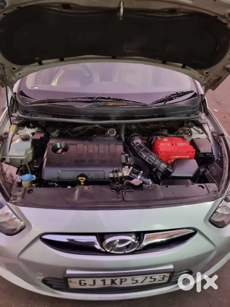 Hyundai Verna Crdi 2012