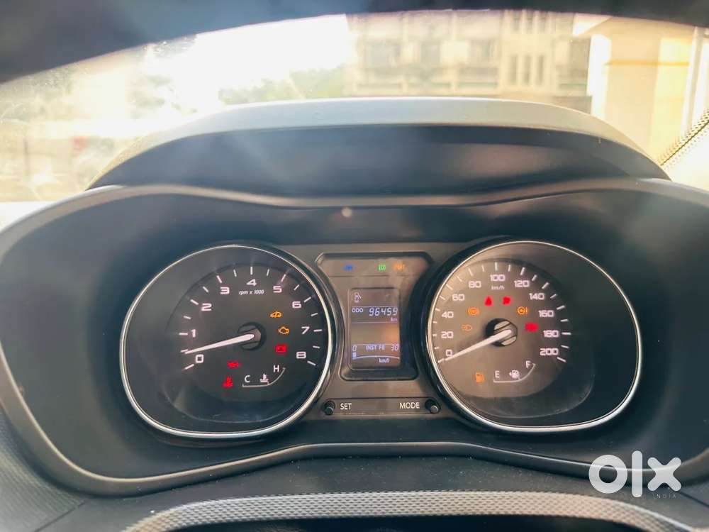 Tata Nexon 1.5 Revotorq Xza Plus Dualtone, 2018, Diesel