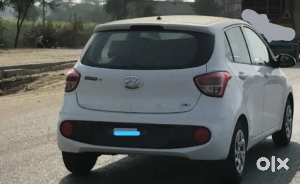 Hyundai White Grand I10 Prime 2017 Petrol 32000 Km Driven