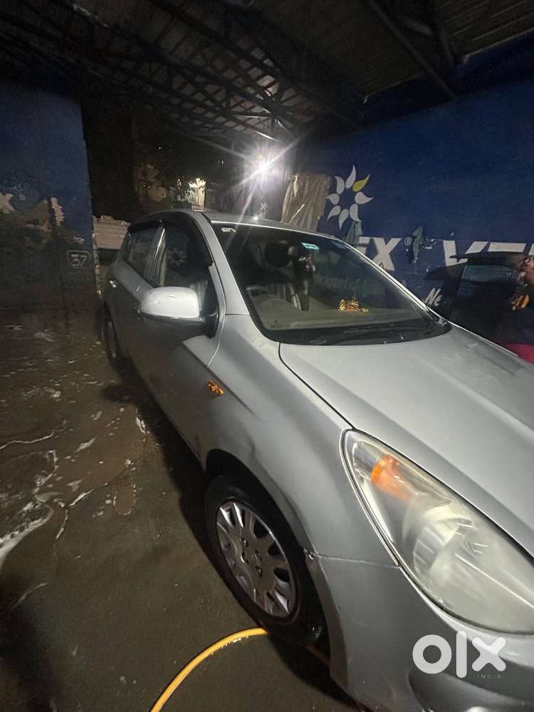 Hyundai I20 2012 Petrol 122000 Km Driven