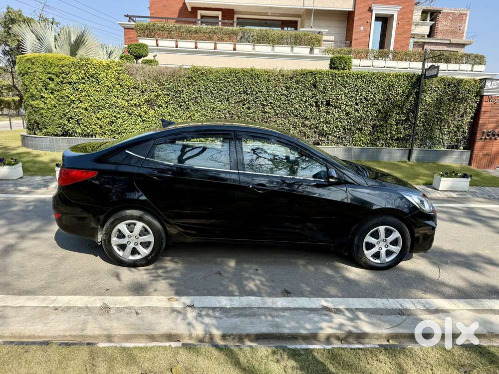 Hyundai Verna Vtvt 1.6 E, 2011, Petrol