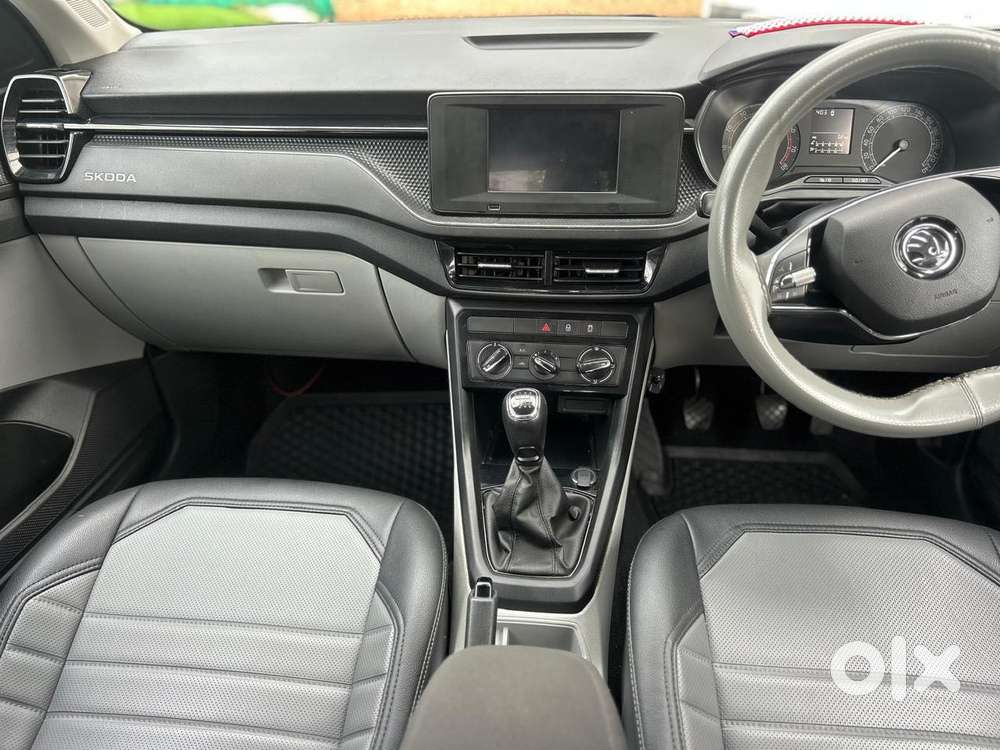 Skoda Kushaq 1.0 Tsi Active, 2022, Petrol