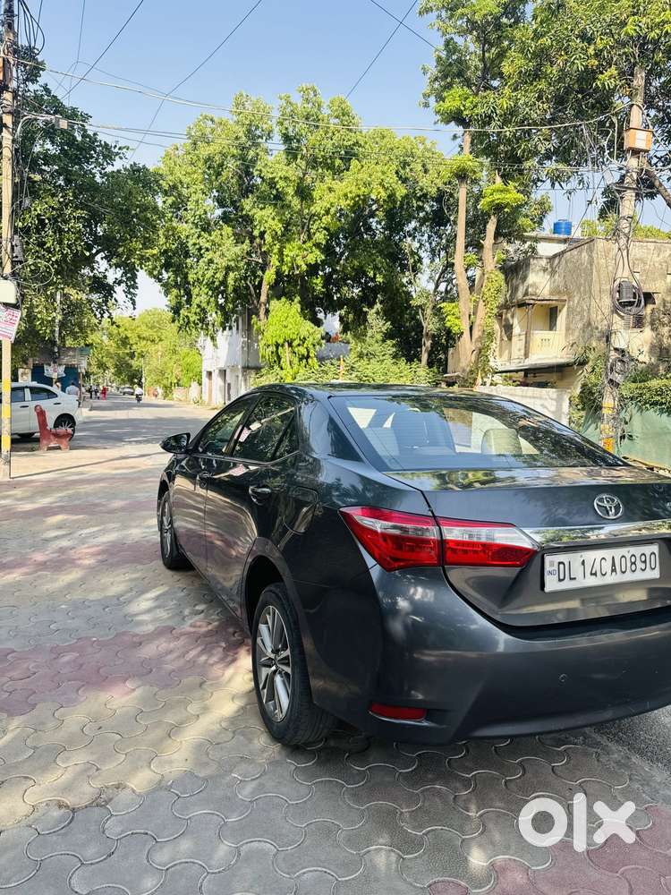 Toyota Corolla Altis 2013-2017 1.8 Limited Edition, 2014, Petrol